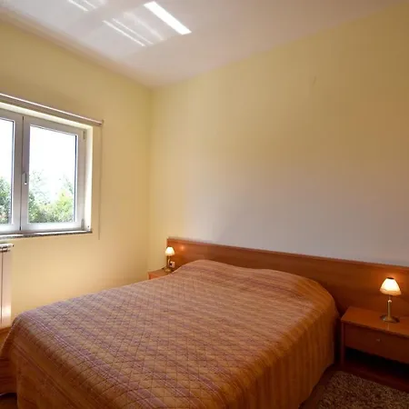 Apartments Villa Danijela * プレマントゥーラ