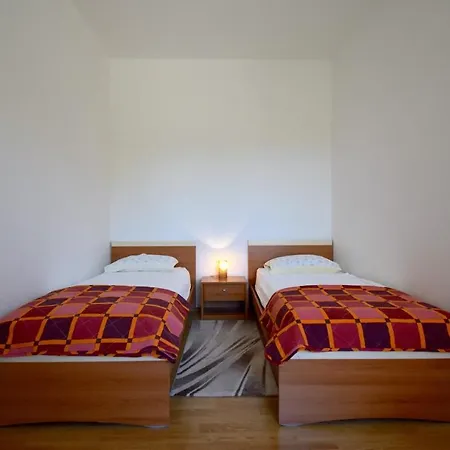 Apartments Villa Danijela ゲストハウス *