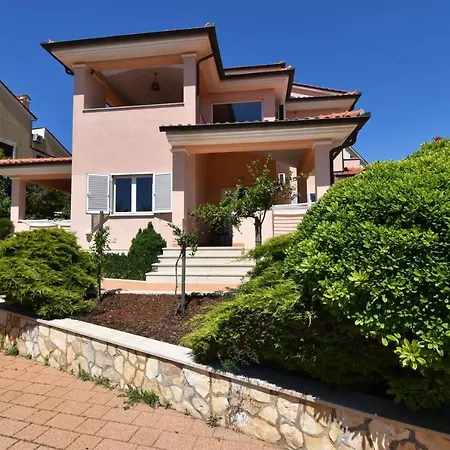 Apartments Villa Danijela ゲストハウス