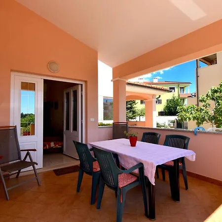 Apartments Villa Danijela ゲストハウス *
