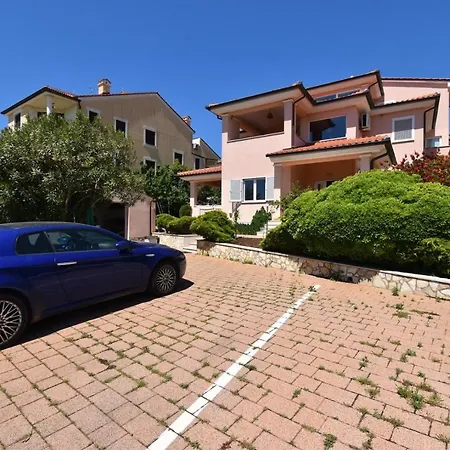 ゲストハウス Apartments Villa Danijela *
