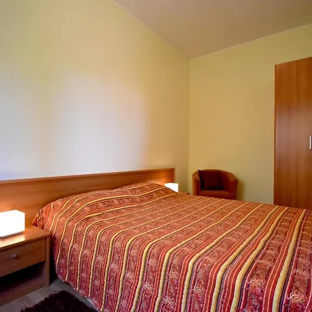 ゲストハウス Apartments Villa Danijela *