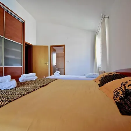 Apartments Villa Danijela *