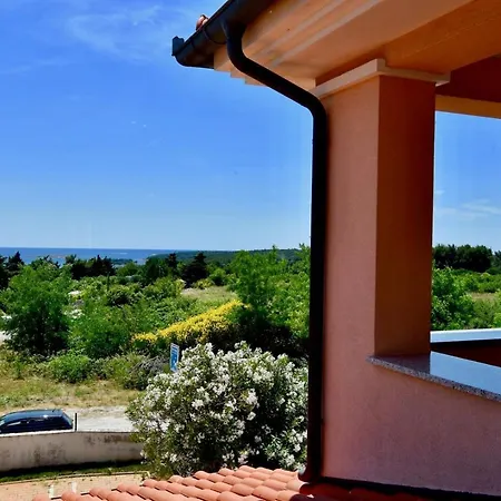 ゲストハウス Apartments Villa Danijela プレマントゥーラ